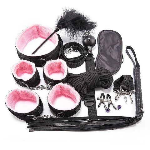 KIT BONDAGE COM 10 PEÇAS EM COURO SINTÉTICO